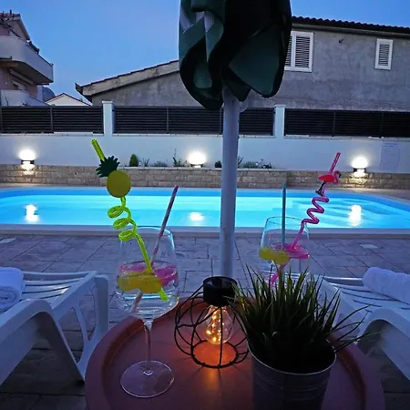 Tago With Heated New Pool ヴィラ