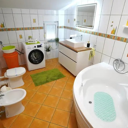 Tago With Heated New Pool Villa *