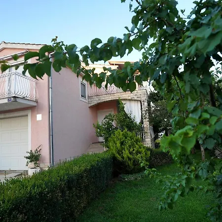 Tago With Heated New Pool Villa Kastela